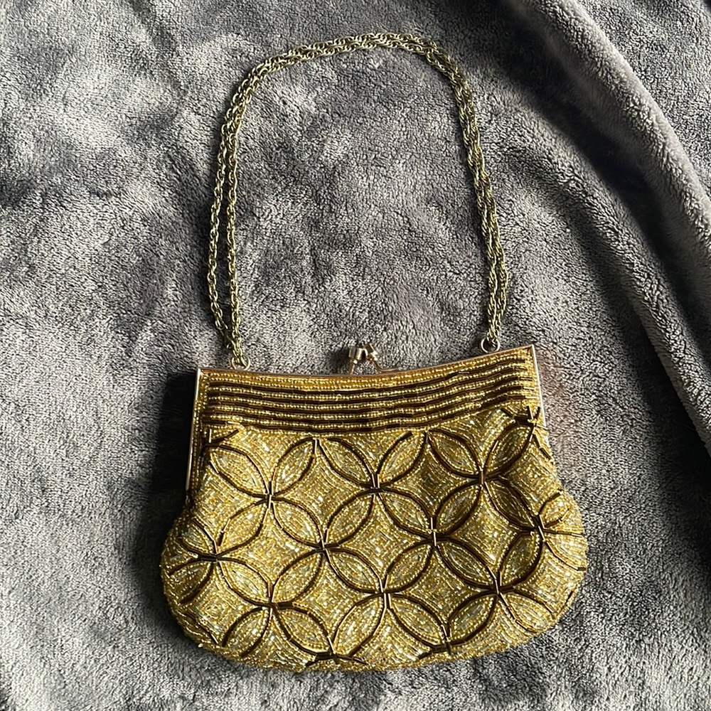 💌 {handmade in macau} beaded purse